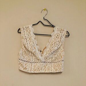 NWT American Threads Lace Crop Top